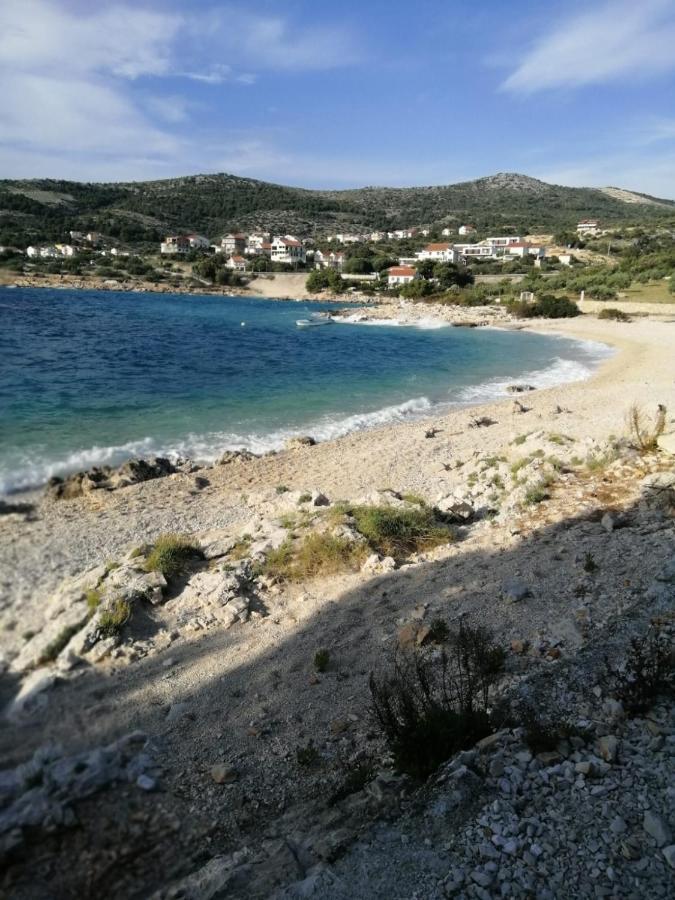 Apartmani Zmiric Primošten المظهر الخارجي الصورة