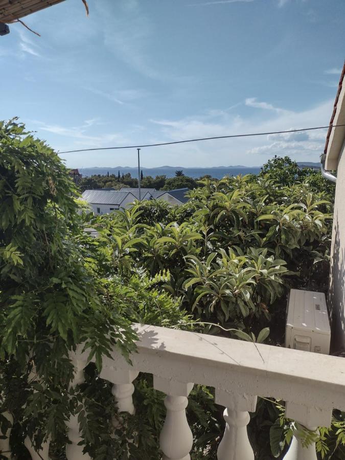 Apartmani Zmiric Primošten المظهر الخارجي الصورة